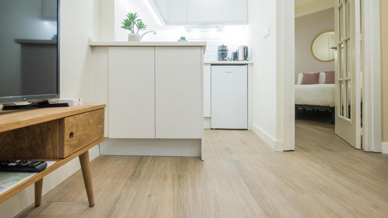 Apartamento Comercio 37 By Toledo Ap Bagian luar foto